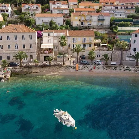 Four-bedroom In Kneze *